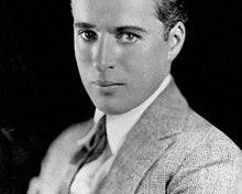 Style Icons Of The 20s