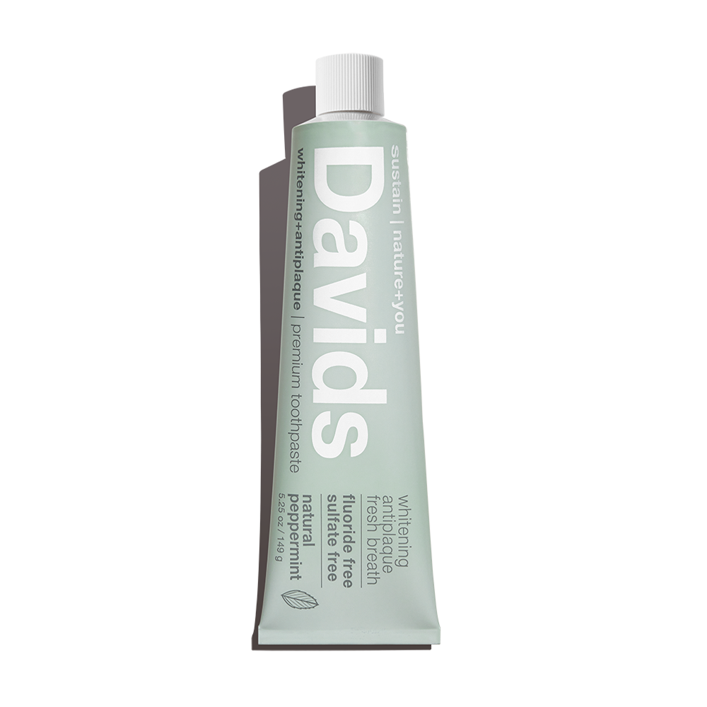 Davids_whitening_antiplaque_natural_peppermint_toothpaste_tube_master.png